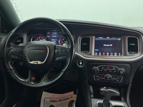 Used 2019 Dodge Charger GT image 4