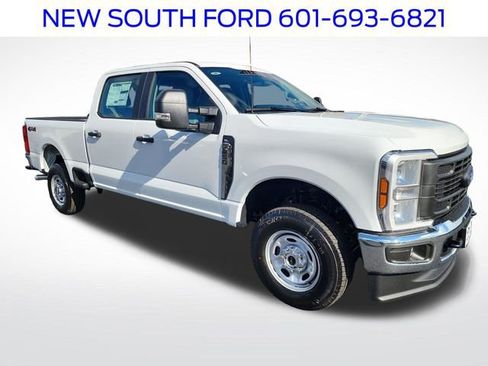 New 2026 Ford F250 XL w/ XL Chrome Package image 15