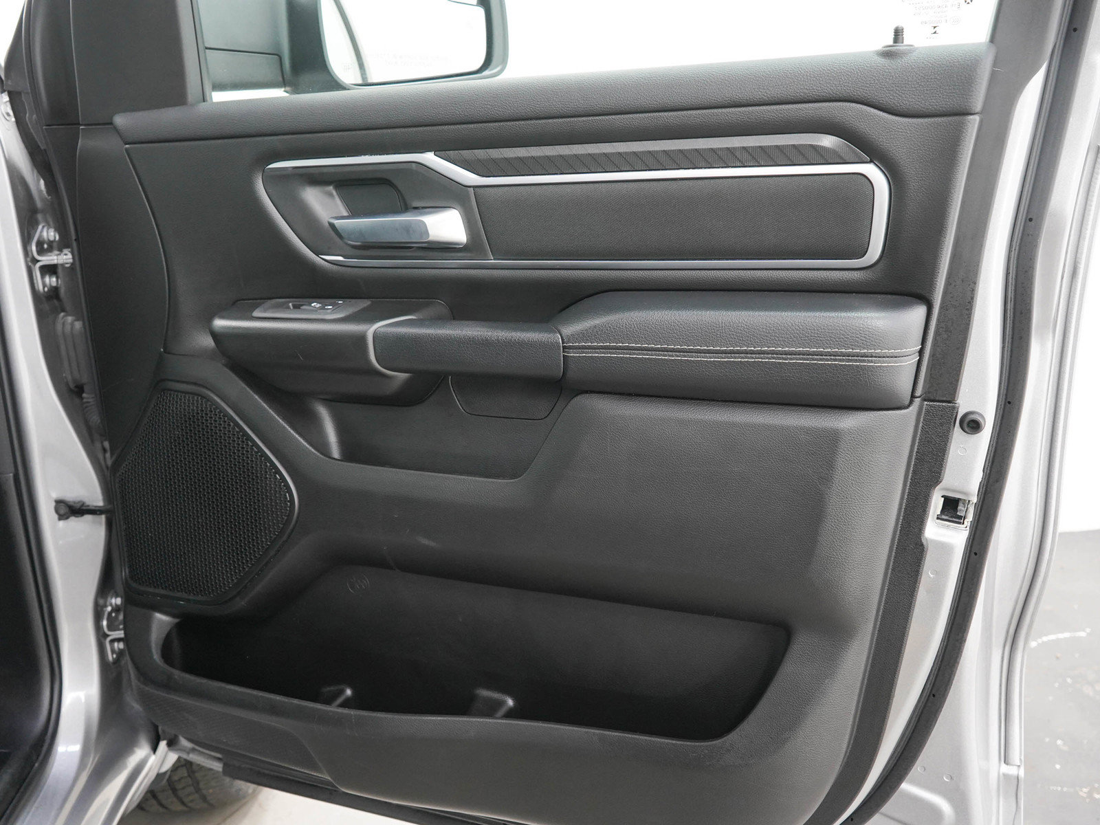 Used 2025 RAM 1500 Big Horn AWD/4WD image 12
