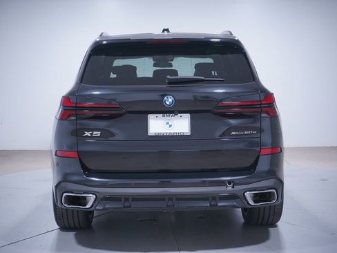 Used 2026 BMW X5 xDrive50e w/ M Sport Package AWD/4WD image 5