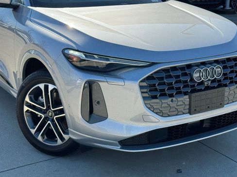 New 2025 Audi Q5 Premium Plus image 6