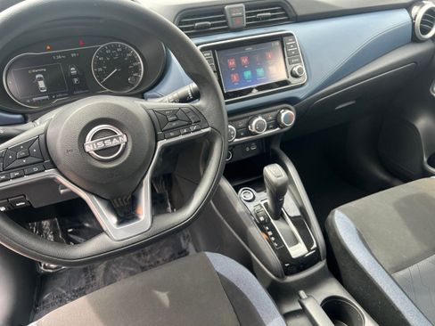 Used 2025 Nissan Versa SV FWD image 20