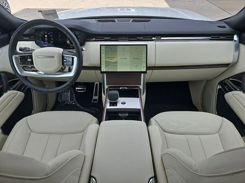 New 2026 Land Rover Range Rover SE AWD/4WD image 9
