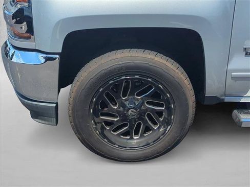 Used 2017 Chevrolet Silverado 1500 LT w/ Texas Edition AWD/4WD image 27