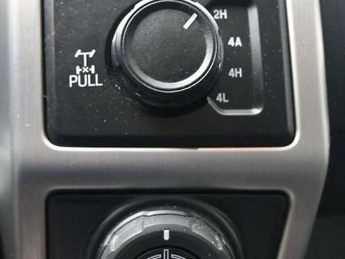 Certified 2018 Ford F150 Platinum w/ Equipment Group 701A Luxury AWD/4WD image 16