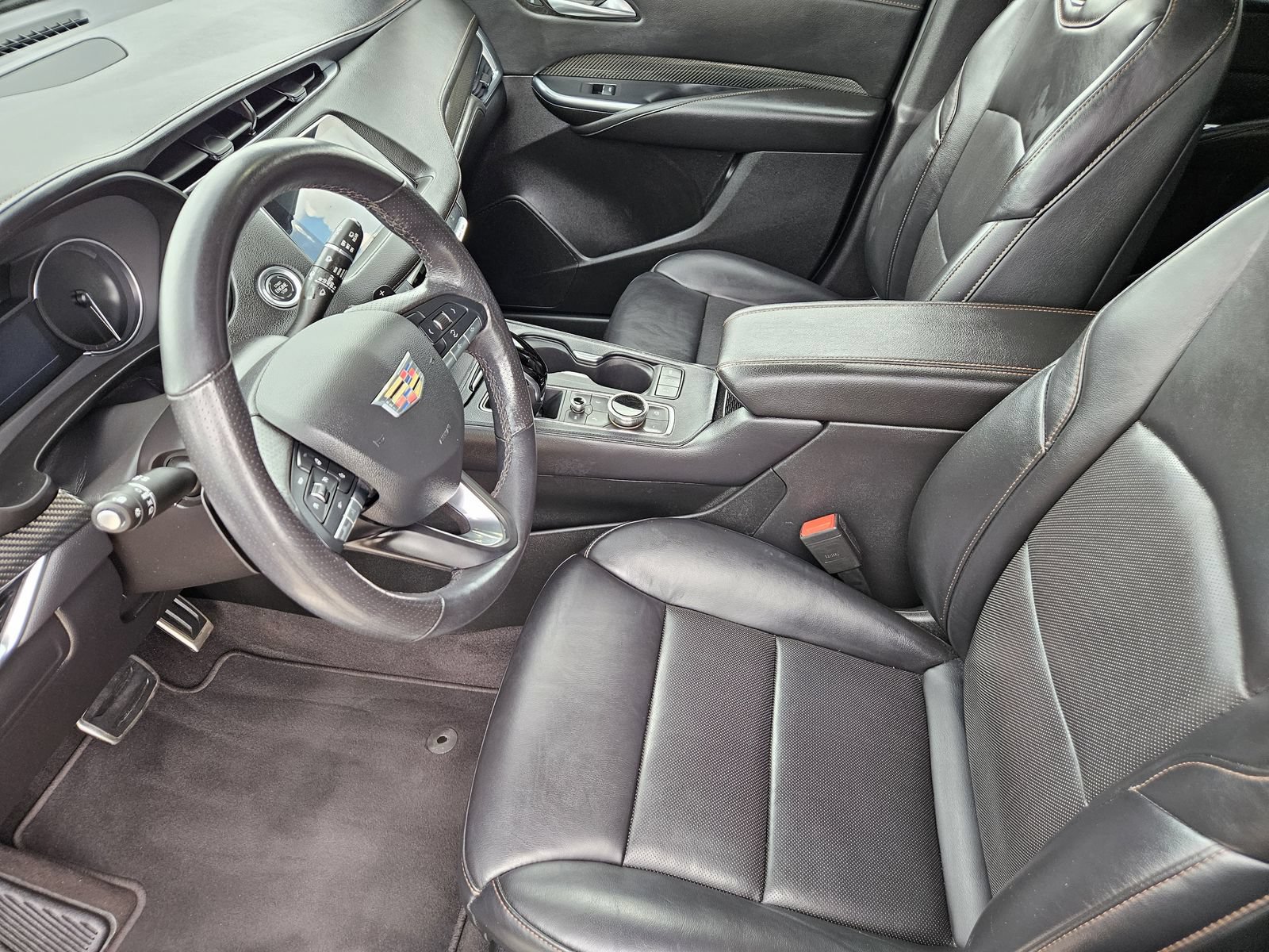 Certified 2023 Cadillac XT4 Sport FWD image 16