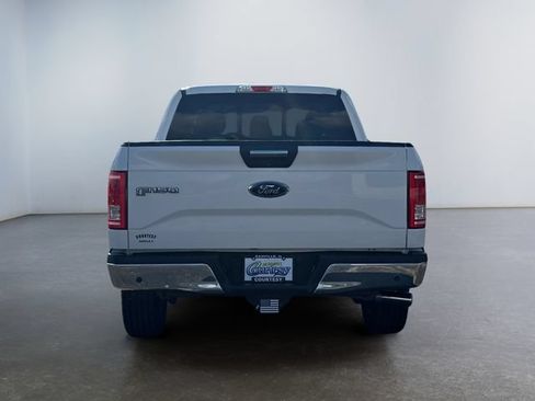 Used 2017 Ford F150 XLT w/ Equipment Group 302A Luxury RWD image 4