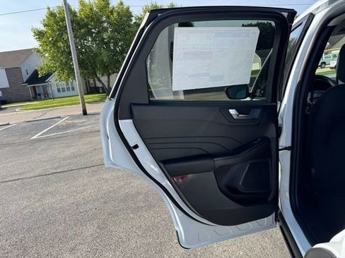 New 2025 Ford Escape Active w/ Active Premium Tech Pack AWD/4WD image 19