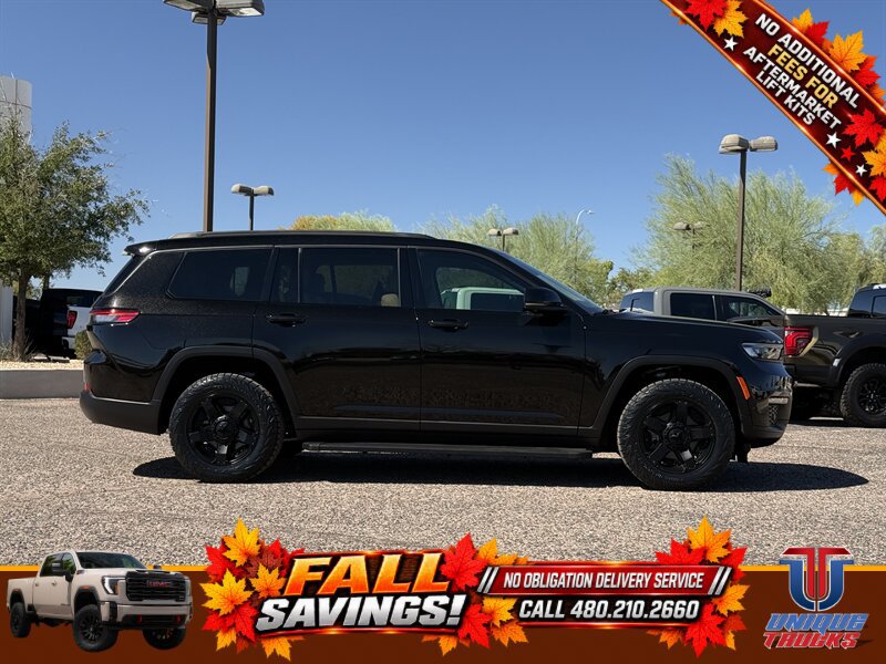 Used 2022 Jeep Grand Cherokee L Limited w/ Luxury Tech Group II AWD/4WD image 4