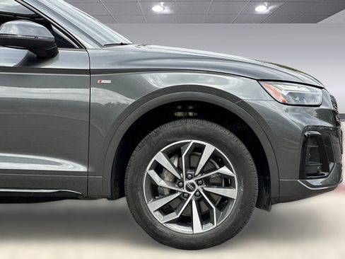 Used 2024 Audi Q5 2.0T Premium w/ Summer of Audi Package AWD/4WD image 34
