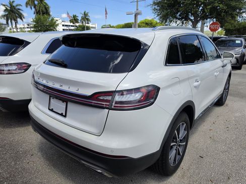 Certified 2024 Lincoln Corsair FWD image 4