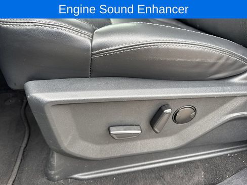Used 2025 Ford Expedition Max Platinum w/ Stealth Appearance Package AWD/4WD image 22