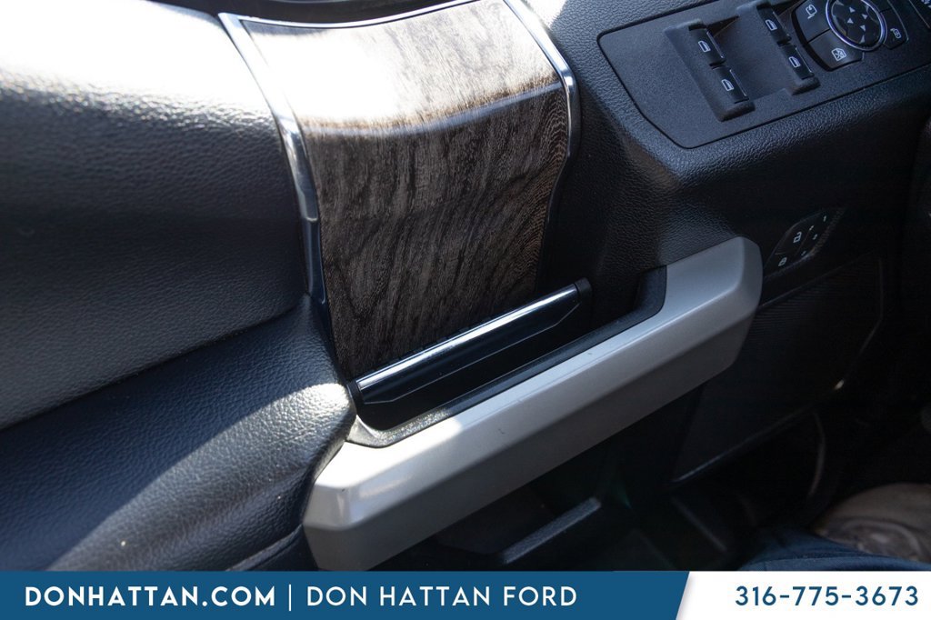 Used 2019 Ford F350 Lariat w/ Lariat Ultimate Package AWD/4WD image 12