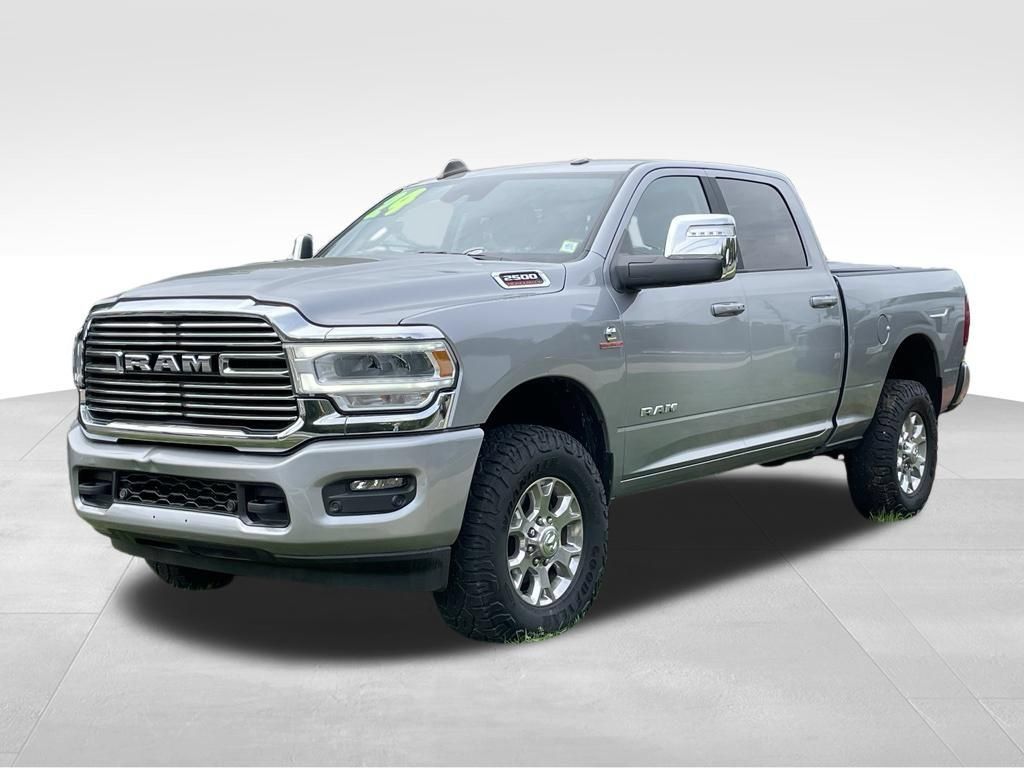 Used 2024 RAM 2500 Laramie w/ Safety Group AWD/4WD image 2