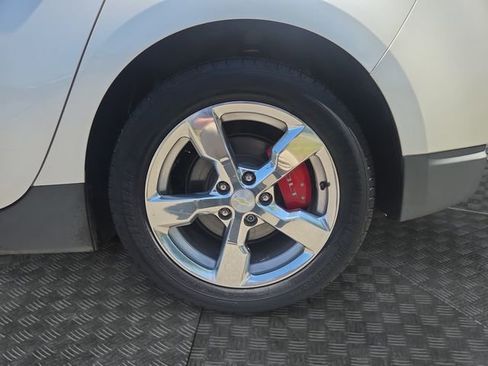 Used 2014 Chevrolet Volt Premium w/ Premium Trim Package FWD image 33