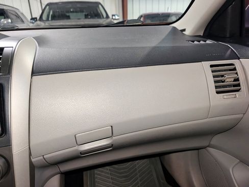 Used 2012 Toyota Corolla LE image 32