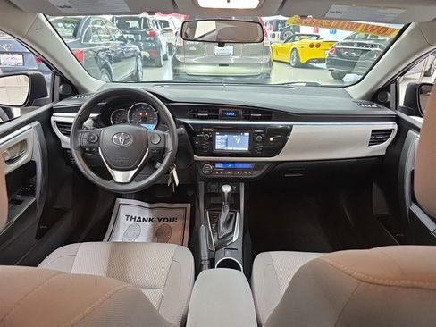 Used 2014 Toyota Corolla LE image 10