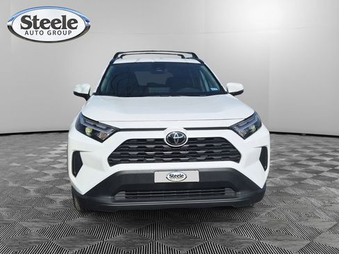 Used 2025 Toyota RAV4 XLE w/ Convenience Package image 8