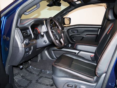Used 2024 Nissan Titan PRO-4X w/ Pro-4x Convenience Package image 45