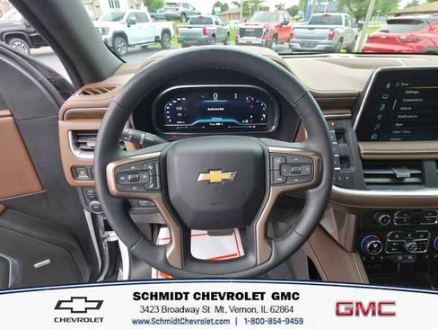 Used 2023 Chevrolet Suburban High Country w/ Max Trailering Package AWD/4WD image 17