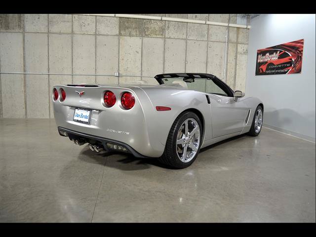 Used 2007 Chevrolet Corvette Convertible w/ Preferred Equipment Group RWD image 9