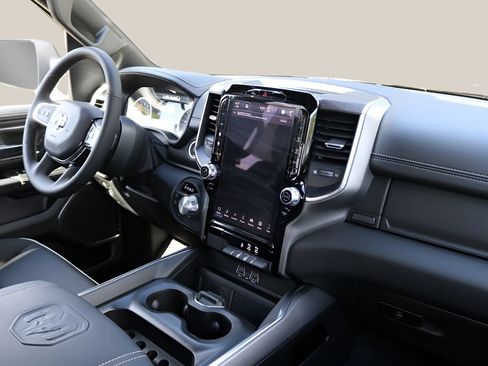 New 2026 RAM 1500 Laramie w/ Night Edition AWD/4WD image 19