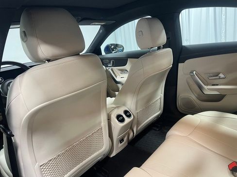 Used 2025 Mercedes-Benz CLA 250 4MATIC image 26