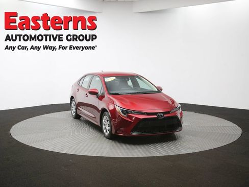 Used 2022 Toyota Corolla LE image 46