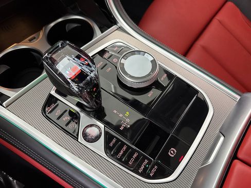 Used 2025 BMW 840i w/ M Sport Professional Package RWD image 17