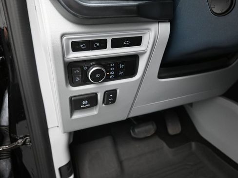 Used 2023 Ford F150 Limited AWD/4WD image 13