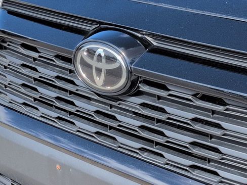 Used 2019 Toyota RAV4 XLE image 13