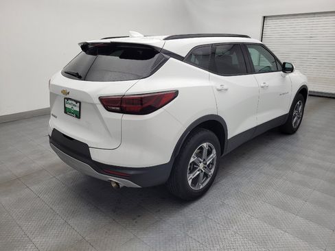 Used 2024 Chevrolet Blazer LT w/ Convenience Package FWD image 9