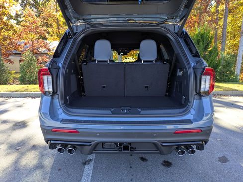 New 2026 Ford Explorer ST w/ Sun And Sound Package image 31