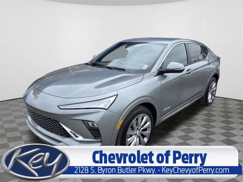 Used 2024 Buick Envista Avenir image 1