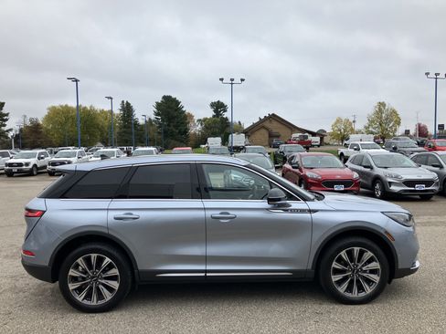 Used 2022 Lincoln Corsair Reserve w/ Equipment Group 201A image 5