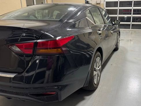 Used 2023 Nissan Altima 2.5 S image 9