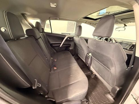 Used 2016 Toyota RAV4 XLE AWD/4WD image 22