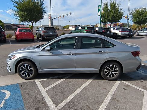 New 2025 Volkswagen Jetta S image 9