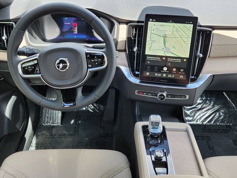 New 2026 Volvo XC90 B6 Plus w/ Protection Package AWD/4WD image 3