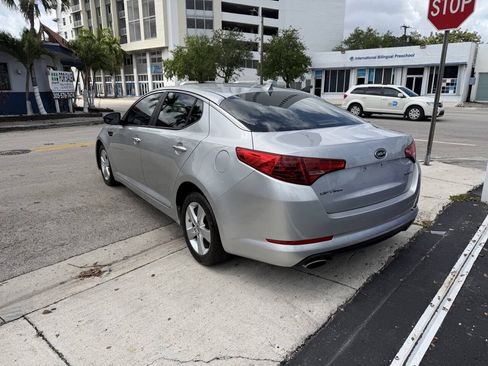 Used 2012 Kia Optima EX FWD image 9