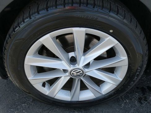 Used 2019 Volkswagen Golf Alltrack SE AWD/4WD image 10