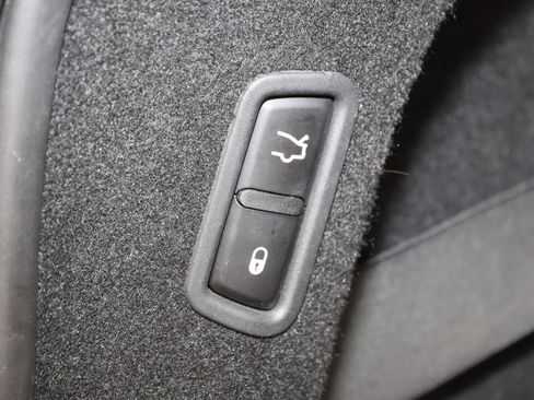 Used 2018 Maserati Levante GranSport image 59