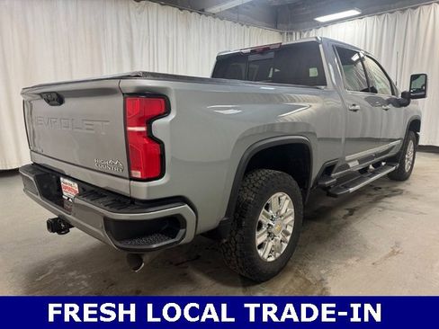 Used 2025 Chevrolet Silverado 3500 High Country w/ High Country Premium Package image 5