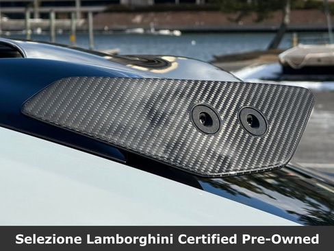 Used 2024 Lamborghini Urus Performante AWD/4WD image 11