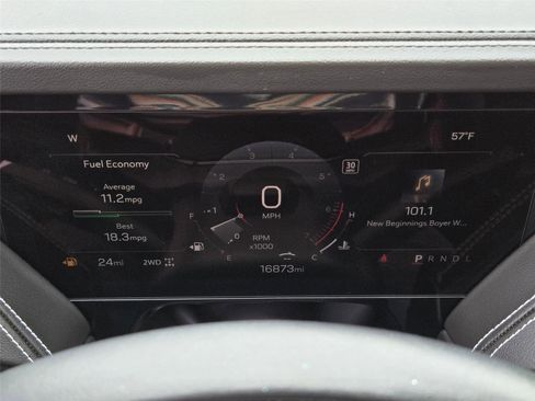Used 2025 GMC Yukon AT4 Ultimate AWD/4WD image 16