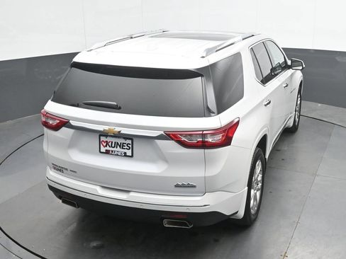 Used 2021 Chevrolet Traverse High Country w/ LPO, Cargo Package AWD/4WD image 33