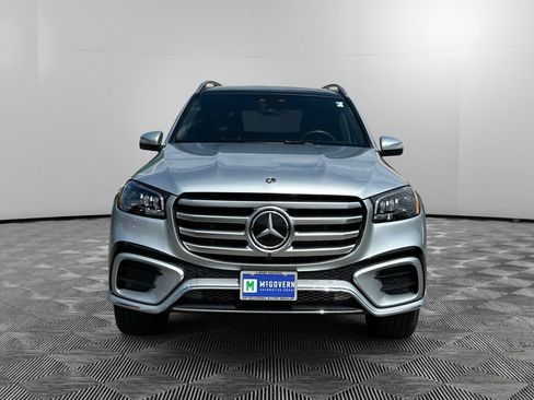 Used 2025 Mercedes-Benz GLS 450 4MATIC image 8