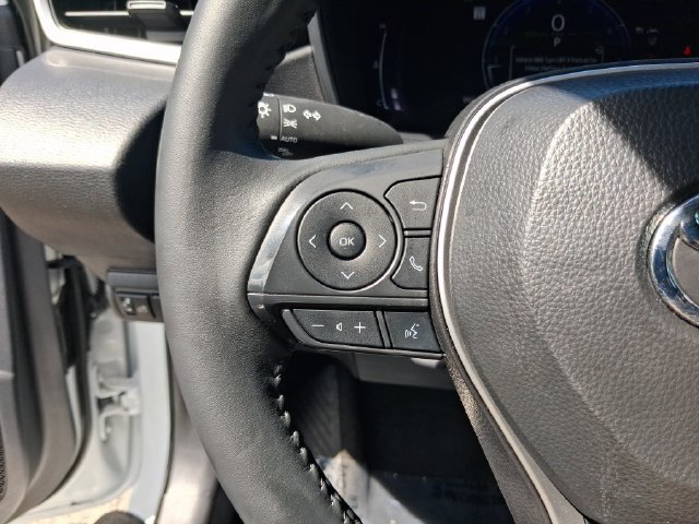 Used 2026 Toyota Corolla SE FWD image 17