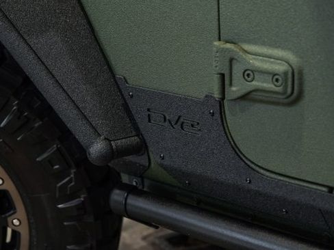Used 2018 Jeep Wrangler Unlimited Rubicon AWD/4WD image 48