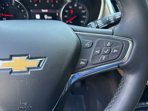 Used 2024 Chevrolet Equinox Premier image 14